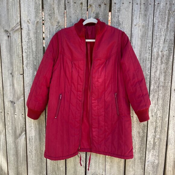 Vintage Mid Length Quilted Coat in Red Size Medium Oversized Small - Picture 1 of 9